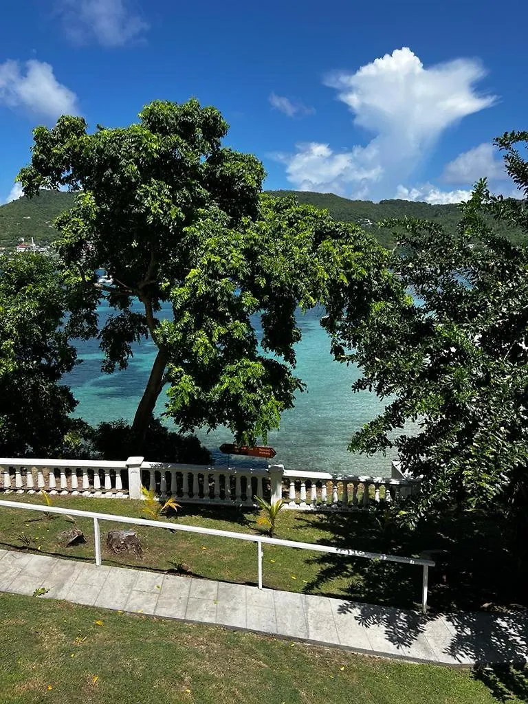 Bequia Plantation Hotel Port Elizabeth 3*,  Saint Vincent und die Grenadinen